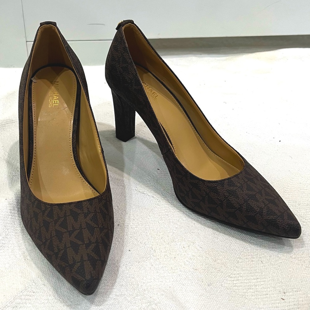 Michael Kors Brown Heels